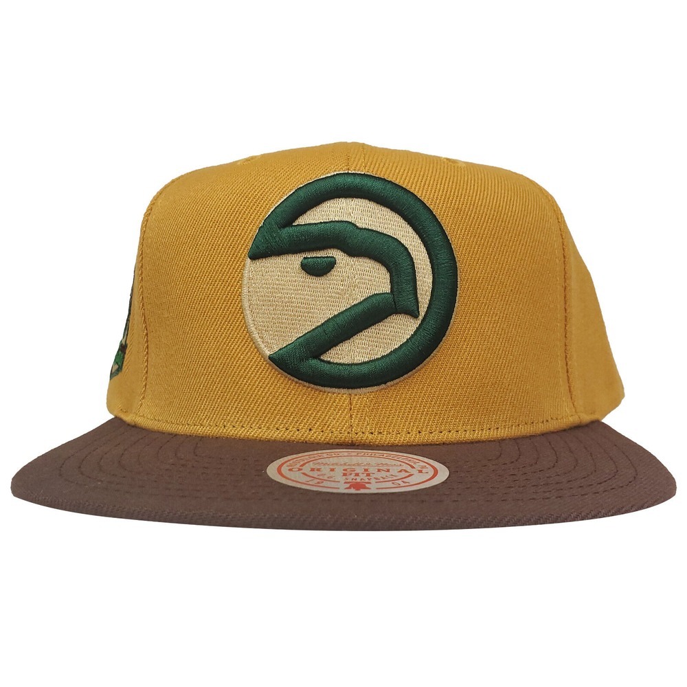 Atlanta Hawks Mitchell & Ness NBA Snapback Hat Cap Green 3D Logo Khaki Brown NWT